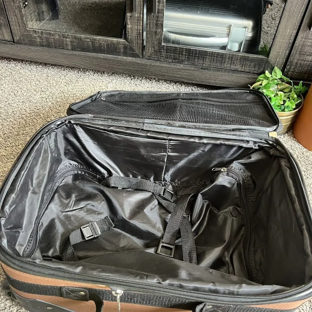 Ciao Luggage Carry On Wheeled Under The Plane Seat Brown Expand Bag Travel